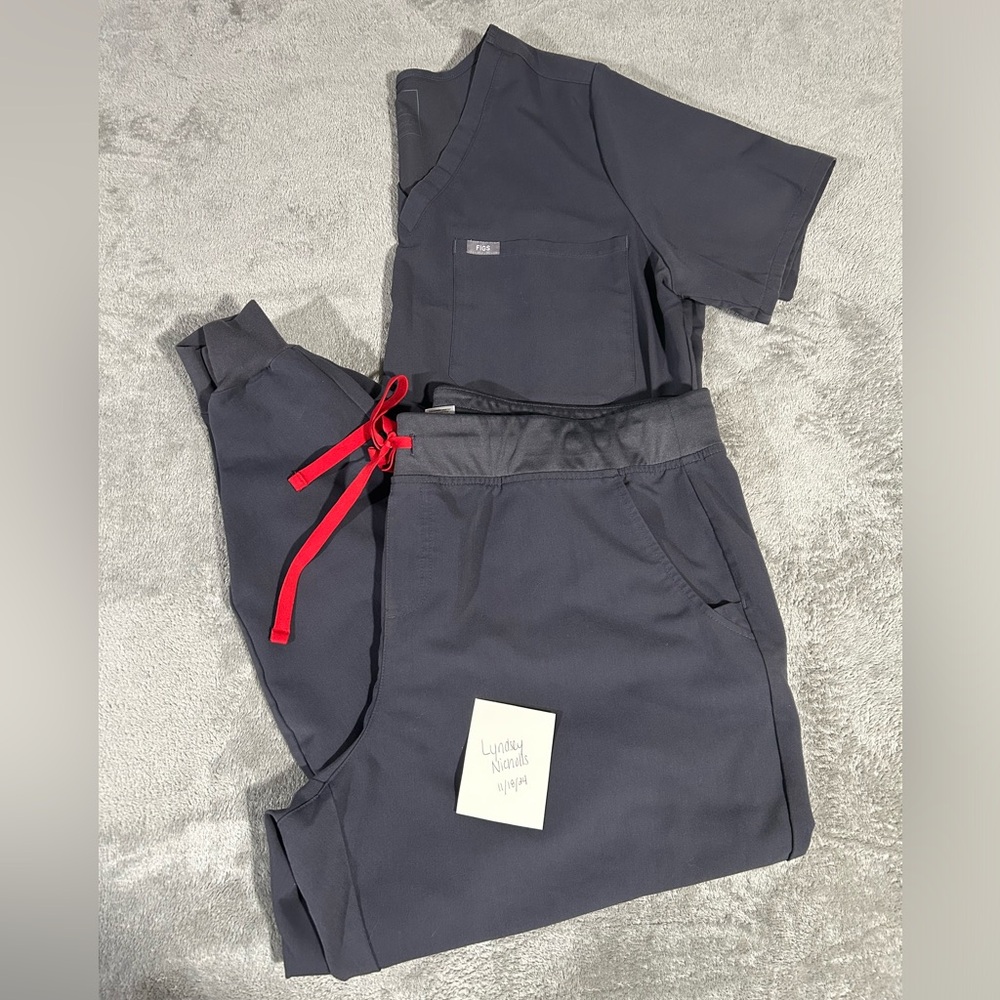 Charcoal Grey Figs